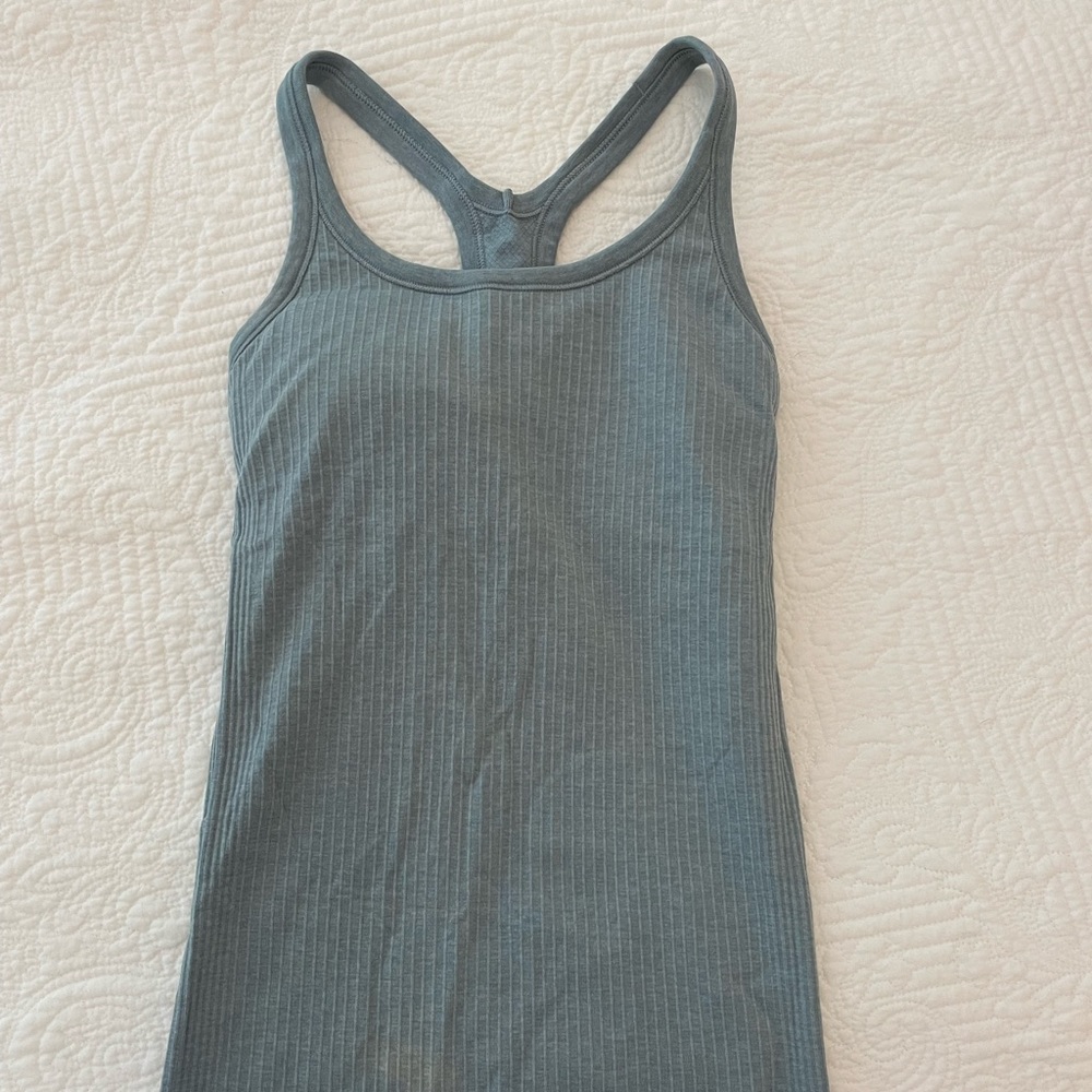 Lululemon tank top RARE COLOUR